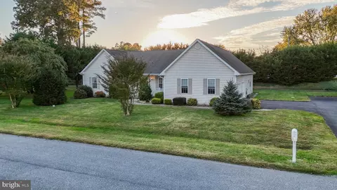 33719 N Heron Dr, Lewes, DE 19958