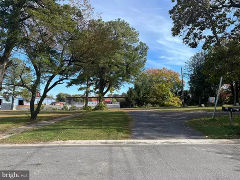 15 17 20 Pennsylvania Ave, Milford, DE 19963