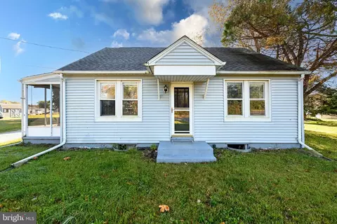 46 Cedar Beach Rd, Milford, DE 19963