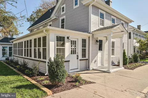 319 Union St, Milton, DE 19968 photo 2