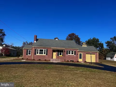 9111 Sharptown Rd, Laurel, DE 19956 photo 2