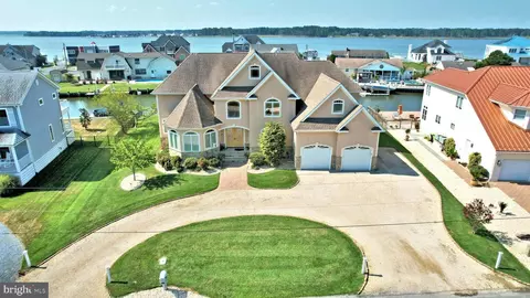 15 Arnell Rd, Rehoboth Beach, DE 19971