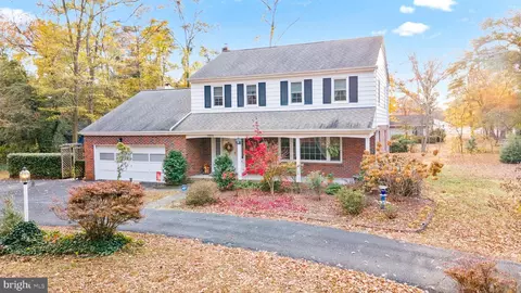 9881 N Shore Dr, Seaford, DE 19973