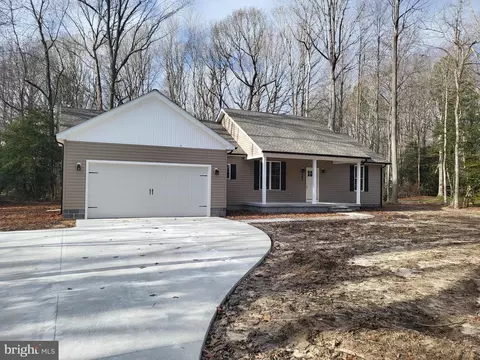 202 Oak Ln, Milton, DE 19968
