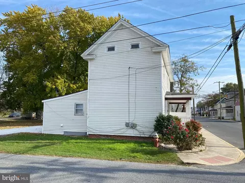 18 N King St, Georgetown, DE 19947 photo 4