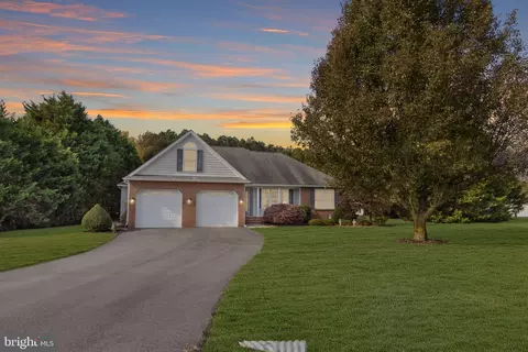 906 Little Brooke Ln, Seaford, DE 19973