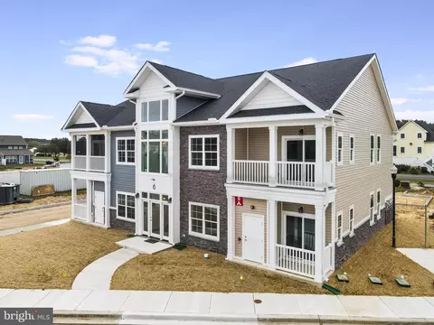 6 Bowers Dr #4, Ocean View, DE 19970