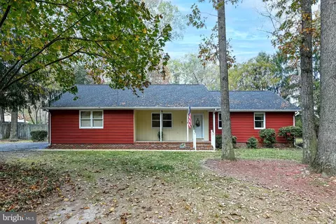 25560 Brookside Dr, Seaford, DE 19973