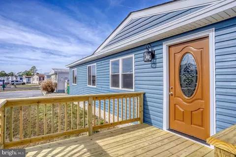 35611 Pine Dr, Millsboro, DE 19966