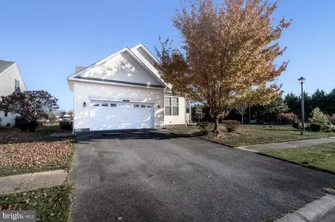2 Madaket Ct, Rehoboth Beach, DE 19971