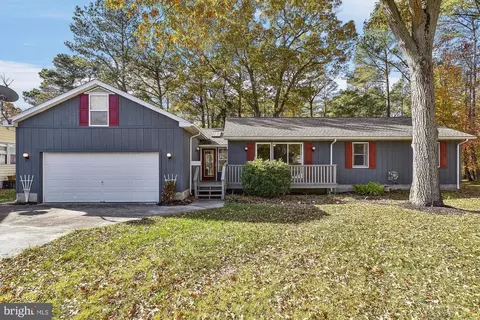 994 Lake View Dr, Bethany Beach, DE 19930