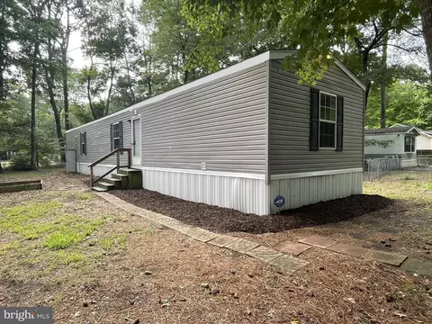 37556 Mahogany St, Ocean View, DE 19970