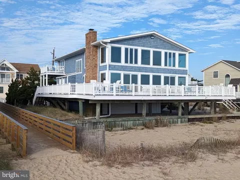 1106 S Ocean Dr, Bethany Beach, DE 19930 photo 2