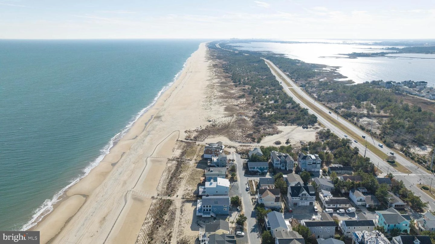 1106 S Ocean Dr, Bethany Beach, DE 19930 photo 12