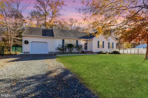9586 Middleford Rd, Seaford, DE 19973