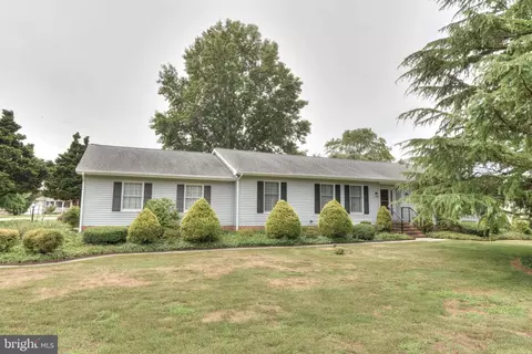 31329 Edgewood Dr, Lewes, DE 19958