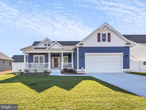 506 Edward St, Ellendale, DE 19941