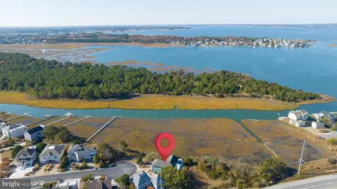 303 Le Pointe Dr, Bethany Beach, DE 19930