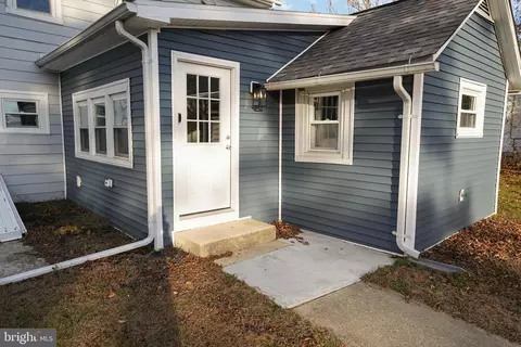 Exterior - 210 E 6th St, Laurel, DE 19956 photo 9 of 10