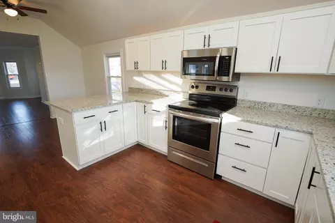 Kitchen - 210 E 6th St, Laurel, DE 19956 photo 5 of 8