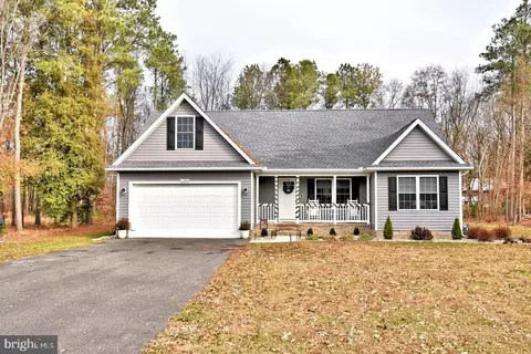 6499 Pleasant Dr, Laurel, DE 19956