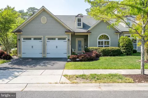 30133 Tanager Dr #200A, Ocean View, DE 19970