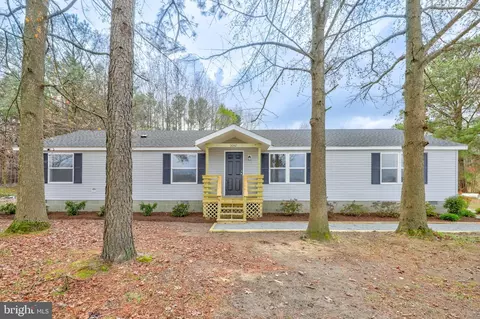 3042 Neals School Rd, Seaford, DE 19973