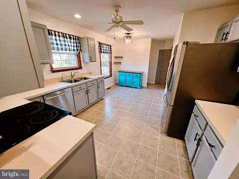 31139 Chipmans Chase Dr, Laurel, DE 19956 photo 24