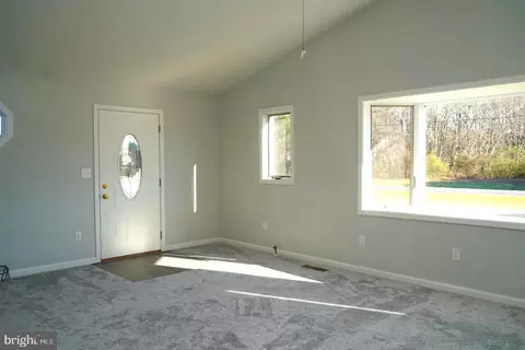 Living - 24644 Peterkins Rd, Georgetown, DE 19947 photo 1 of 6