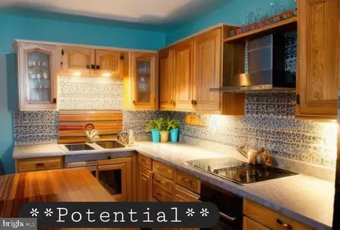 Kitchen - 24644 Peterkins Rd, Georgetown, DE 19947 photo 6 of 8