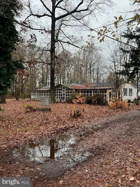 12248 Smith Rd, Ellendale, DE 19941