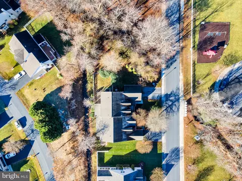 9 Avon Park Blvd, Ocean View, DE 19970 photo 32