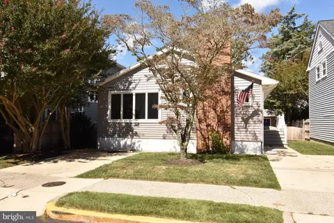225 Hickman St, Rehoboth Beach, DE 19971