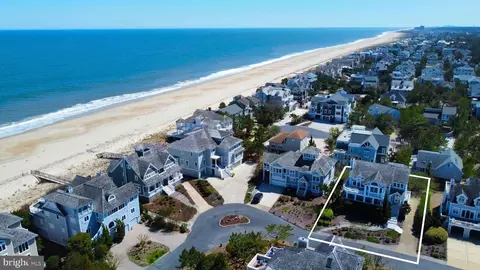 39670 Hamptons Ln, Bethany Beach, DE 19930