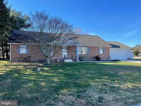 18364 Pine Ln, Lewes, DE 19958