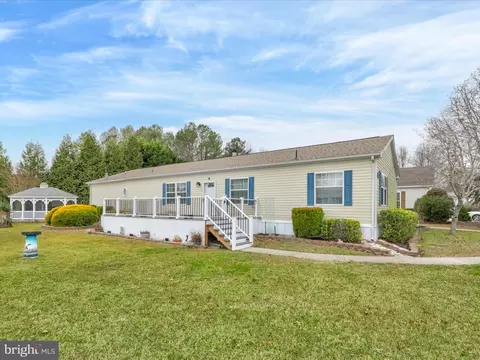 35020 Salem Ct, Lewes, DE 19958