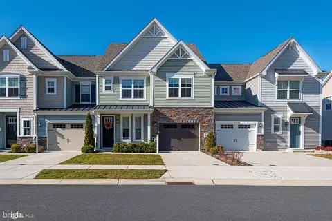 38489 Carroll Dr, Millville, DE 19967