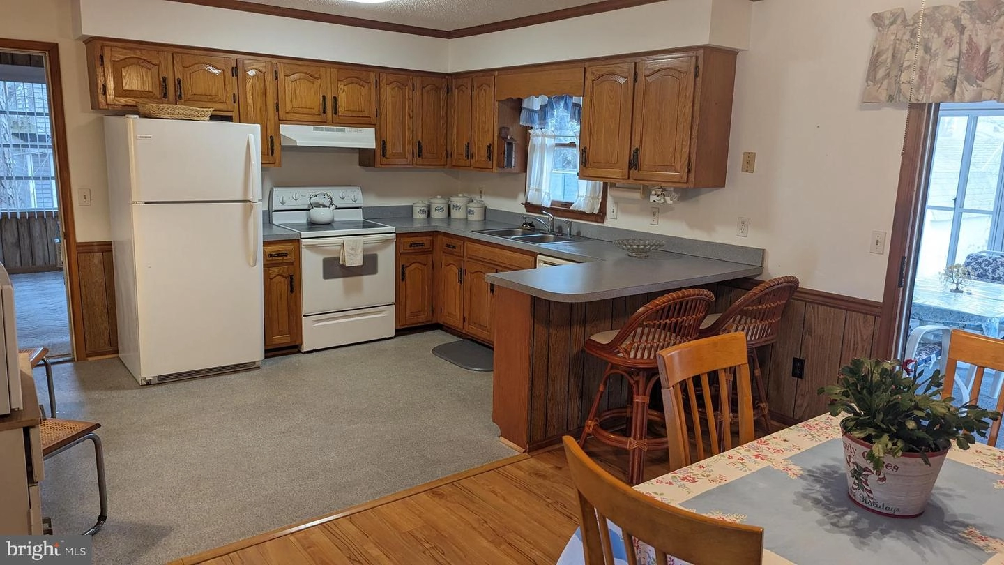 Kitchen - 37518 Susan St, Ocean View, DE 19970 photo 1 of 2