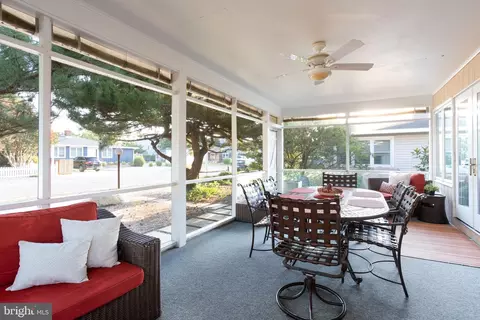 18 Carolina St, Dewey Beach, DE 19971
