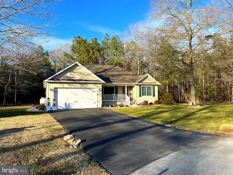 11613 Summerlyn Dr, Seaford, DE 19973