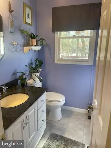 Bath - 6120 Patrick Ct, Seaford, DE 19973 photo 2 of 4