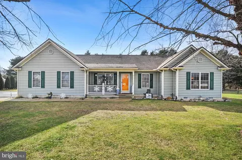 24 Rosebush Ct, Milford, DE 19963