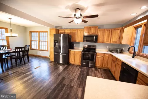 Kitchen - 2 Whispering Woods Dr, Georgetown, DE 19947 photo 1 of 4