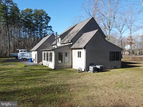 Exterior - 2 Whispering Woods Dr, Georgetown, DE 19947 photo 6 of 13