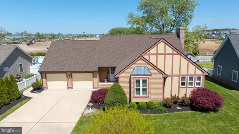 16 Bay Breeze Dr, Lewes, DE 19958