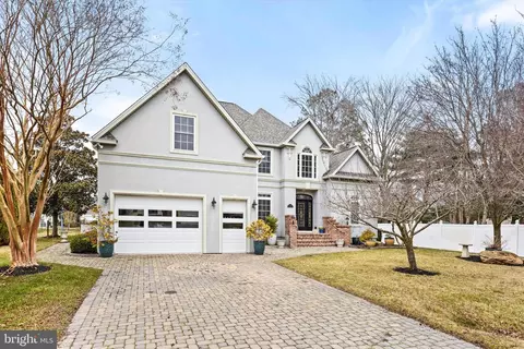 Exterior - 12 Cedar Grove Ct, Ocean View, DE 19970 photo 3 of 12