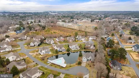 View/Area - 12 Cedar Grove Ct, Ocean View, DE 19970 photo 10 of 12