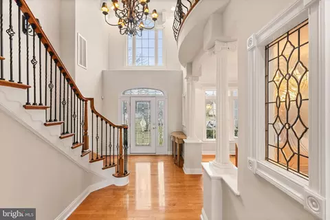 Entry Way - 12 Cedar Grove Ct, Ocean View, DE 19970 photo 2 of 8