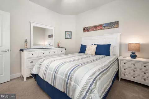 Bedroom - 39055 Crows Nest Ln, Frankford, DE 19945 photo 6 of 10
