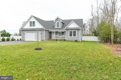 6459 Pleasant Dr, Laurel, DE 19956